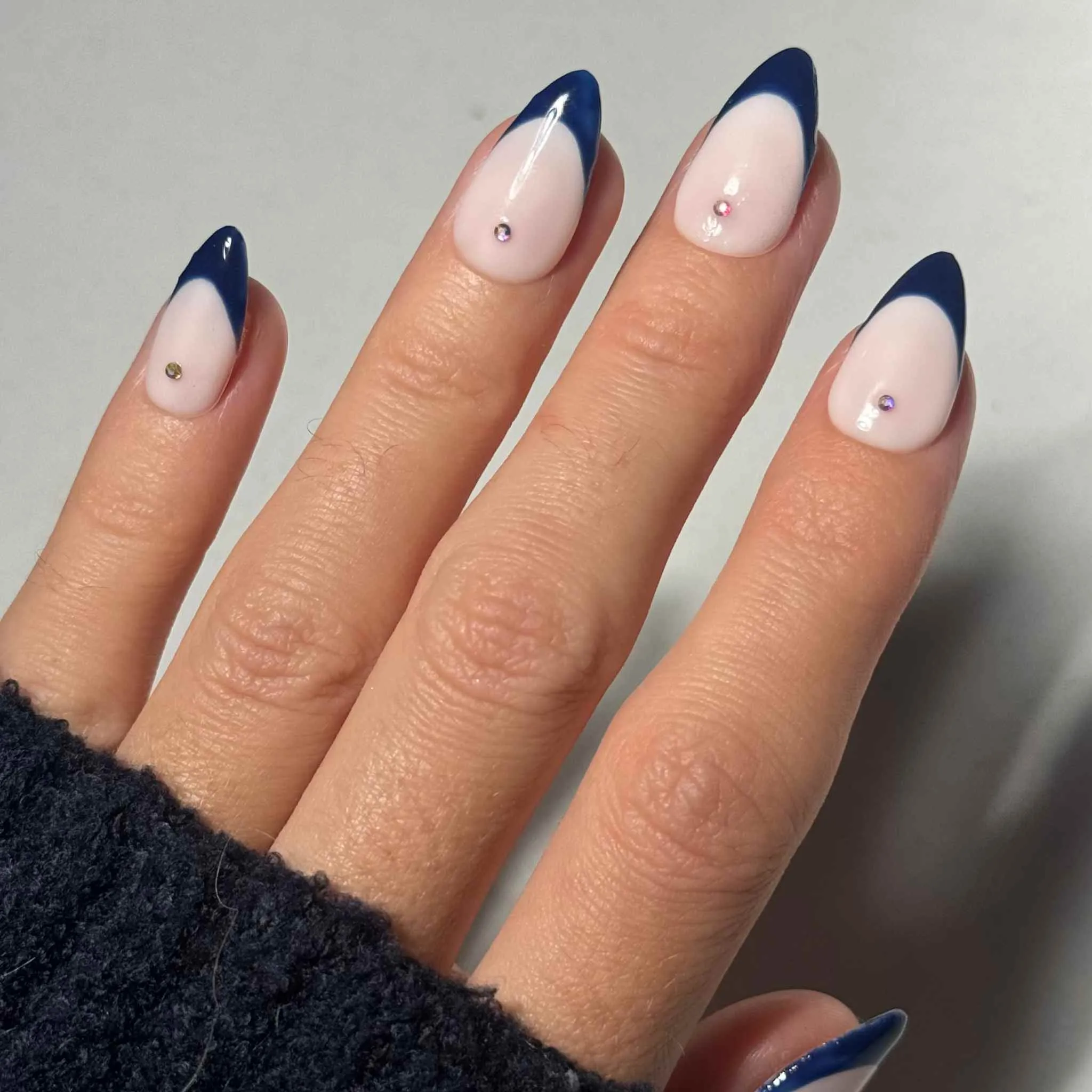 Mr. Right - Navy Blue HEMA-Free Gel Nail Polish 10ml