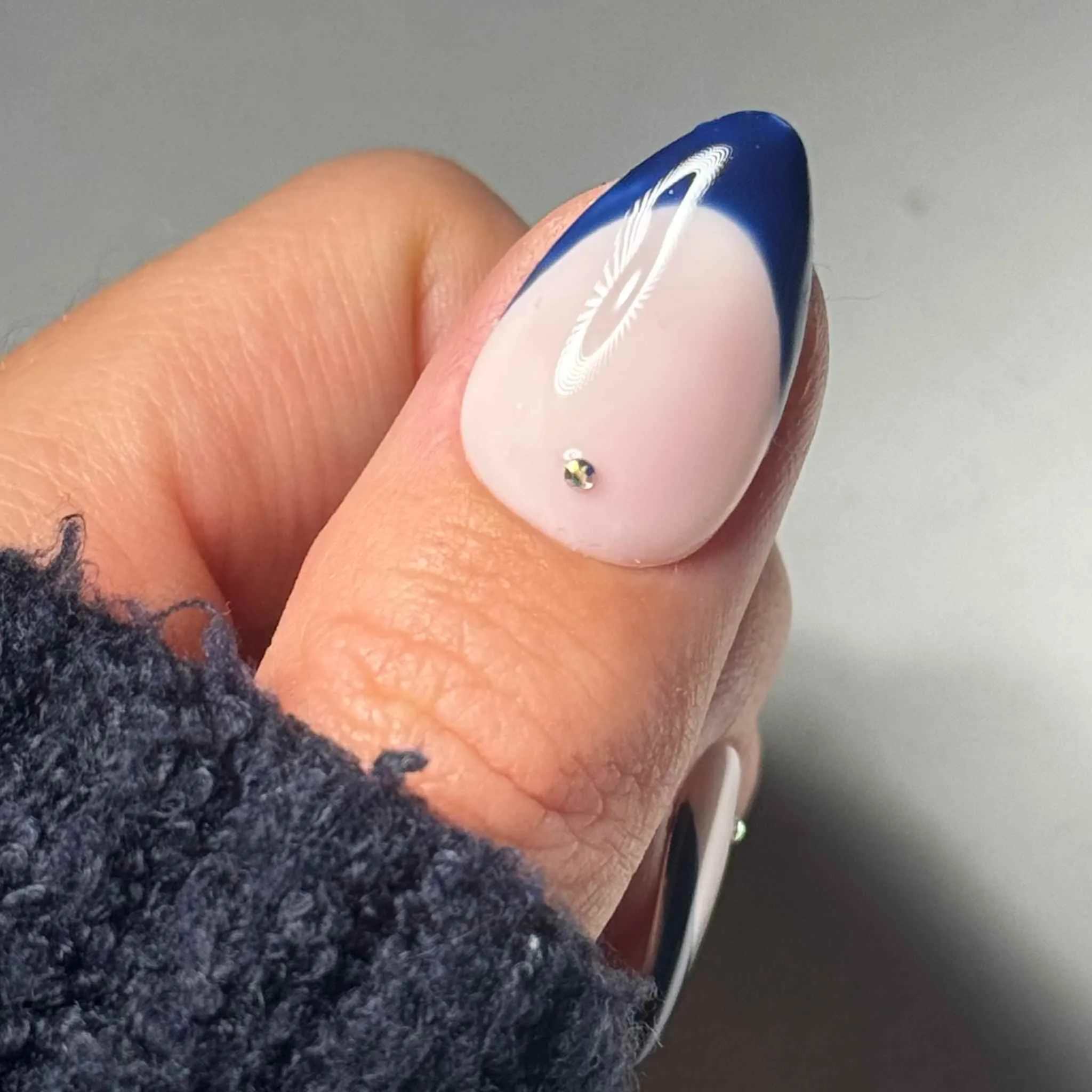 Mr. Right - Navy Blue HEMA-Free Gel Nail Polish 10ml