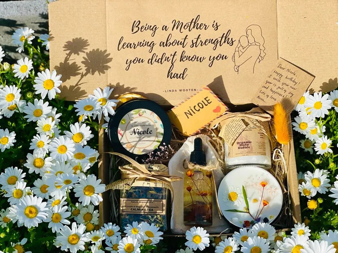 Self care gift for new mum, personalized new mum gift, care package, zero- waste gift box, vegan gift box